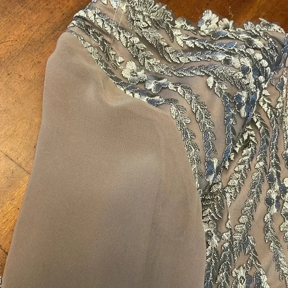 NWOT!! JS Collections Embroidered One Shoulder Maxi Evening Dress - Size 4 - Picture 16 of 16